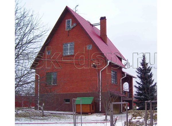 Дом в деревне Петровское из кирпича